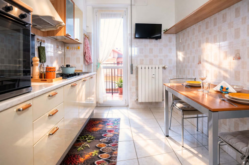 Cozy apartment in Pero • 5 min walk to Metro M1 - Gallery - 9