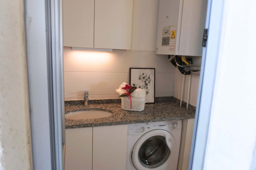 Elegant three bedroom apartment - Gallery - 16
