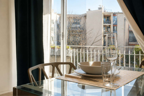Elegant three bedroom apartment