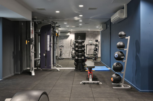 73 Princess Road East