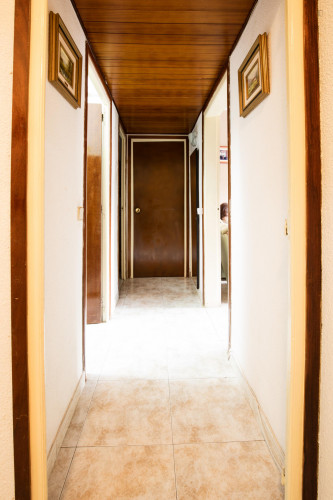 Double room, the gallery on this room has the laundry space for all the tenants in the flat - Gallery - 10