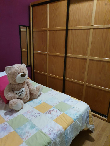 Double room, the gallery on this room has the laundry space for all the tenants in the flat - Gallery - 2