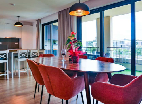 Bright Apartment in Condominium with Pool – Av. dos Descobrimentos, Quarteira