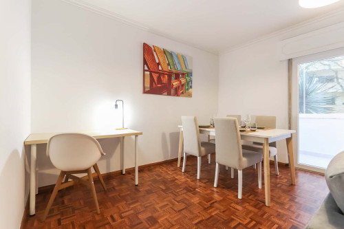Bright and Cozy Apartment in Rua Sacadura Cabral, Estoril - Gallery - 25