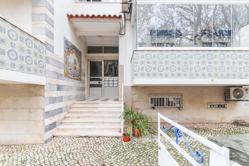 Bright and Cozy Apartment in Rua Sacadura Cabral, Estoril  - Gallery -  5