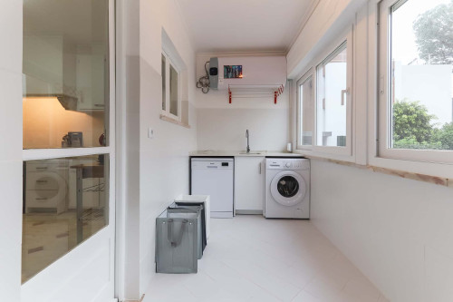Bright and Cozy Apartment in Rua Sacadura Cabral, Estoril - Gallery - 16