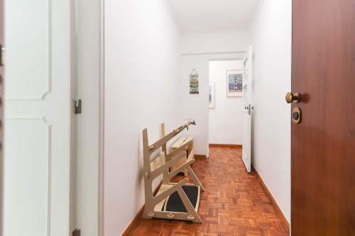Bright and Cozy Apartment in Rua Sacadura Cabral, Estoril - Gallery - 18
