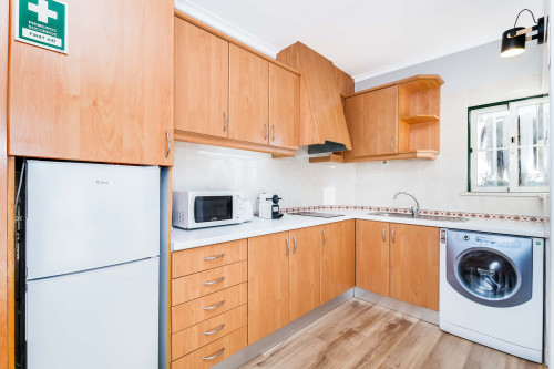 Fully renovated one-bedroom flat in a complex in Portimão (From October to March only) - Gallery - 6