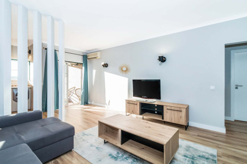 Fully renovated one-bedroom flat in a complex in Portimão (From October to March only)