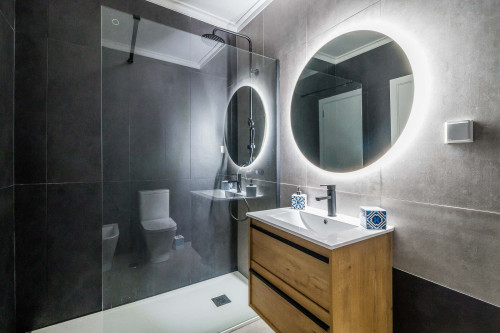 Fully renovated one-bedroom flat in a complex in Portimão (From October to March only) - Gallery - 11