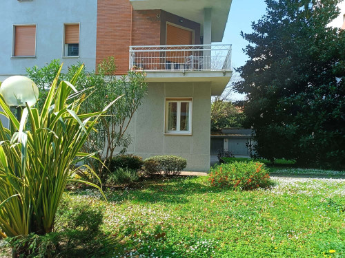 Ugo Foscolo 23 , Monza