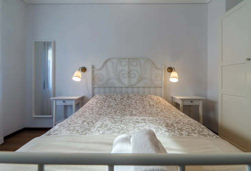 Spacious 2-bedroom Apartment in Aveiro