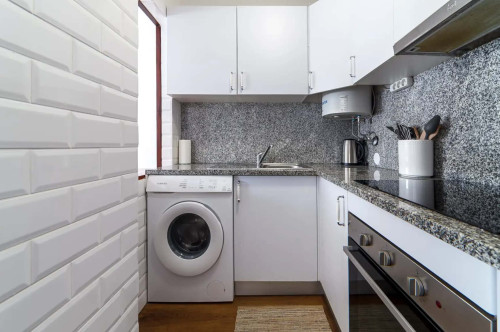 Spacious 2-bedroom Apartment in Aveiro - Gallery - 10