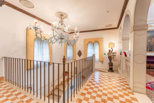 [Villa con Rooftop e Jacuzzi] nel centro di Treviso