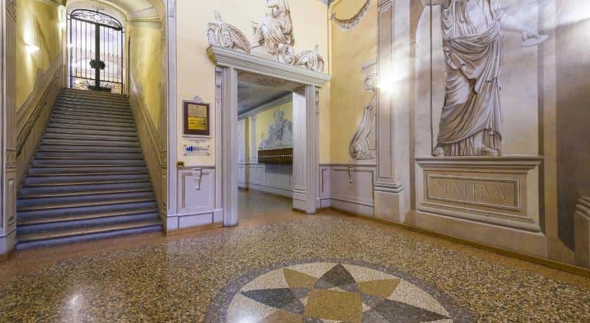 Apartment In Via Galliera, Bologna For 280 M² With 3 Bedrooms - 1