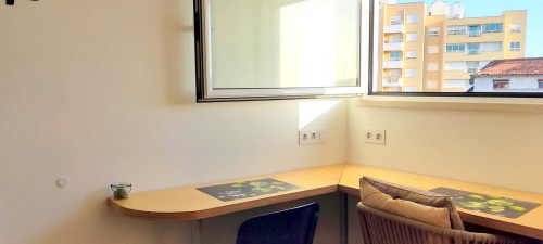 CQ15 Cozy Studio next to HUC | Weekly Cleaning