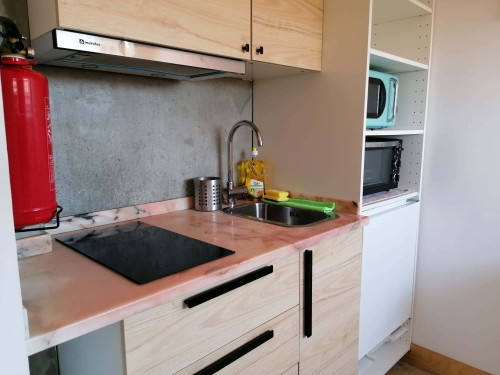 CQ15 Cozy Studio next to HUC | Weekly Cleaning - Gallery - 5