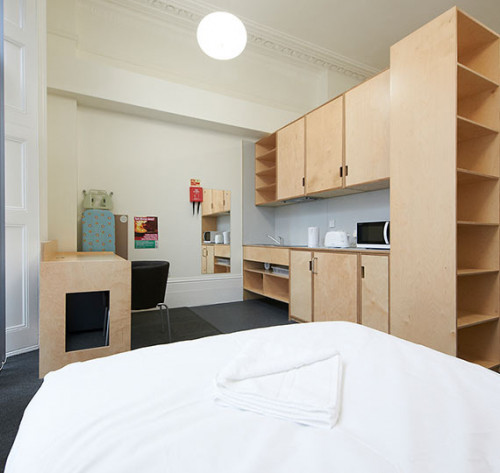 Surrey House - Gallery - 8