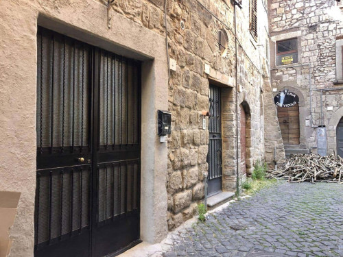 Apartment in Via San Vito, Viterbo for 85 m² with 1 bedroom - Gallery - 13