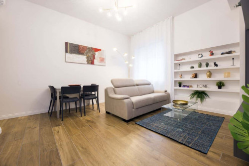 Appartamenti eleganti e ben posizionati nella vivace zona di Piazza Dante a Genova, a pochi passi da negozi, ristoranti e attrazioni culturali - Gallery - 27