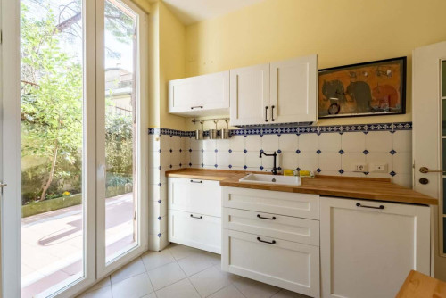 Grazioso appartamento con giardino privato a Castelletto, Genova - Gallery - 18