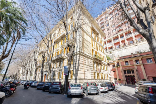 Grazioso appartamento con giardino privato a Castelletto, Genova