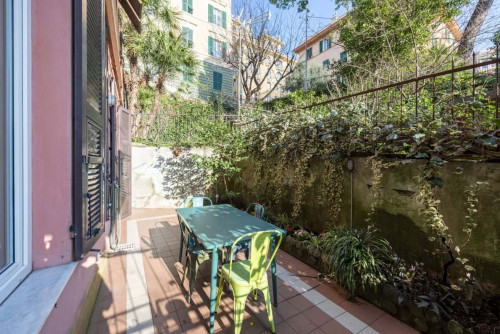 Grazioso appartamento con giardino privato a Castelletto, Genova - Gallery - 15