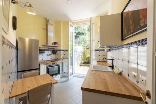 Grazioso appartamento con giardino privato a Castelletto, Genova - Gallery - 26