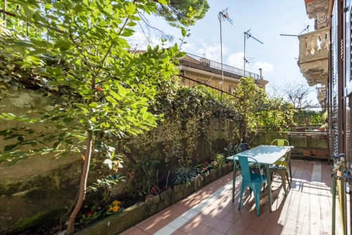 Grazioso appartamento con giardino privato a Castelletto, Genova - Gallery - 23