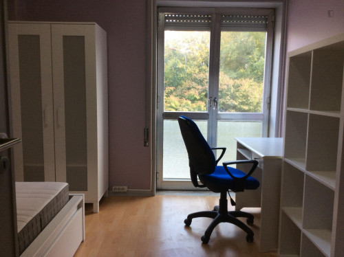 Cosy single bedroom in a 9-bedroom flat in Bonfim - Gallery - 26