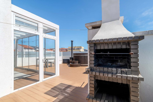 Apartment in Travessa dos Almocreves, Ferrel for 65 m² with 2 bedrooms - Gallery - 48