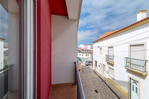 Apartment in Travessa dos Almocreves, Ferrel for 65 m² with 2 bedrooms - Gallery - 11