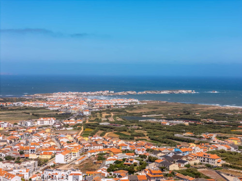 Apartment in Travessa dos Almocreves, Ferrel for 65 m² with 2 bedrooms - Gallery - 47