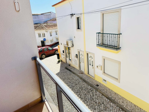 Apartment in Travessa dos Almocreves, Ferrel for 65 m² with 2 bedrooms - Gallery - 6