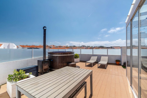 Apartment in Travessa dos Almocreves, Ferrel for 65 m² with 2 bedrooms - Gallery - 43