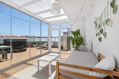 Apartment in Travessa dos Almocreves, Ferrel for 65 m² with 2 bedrooms - Gallery - 42