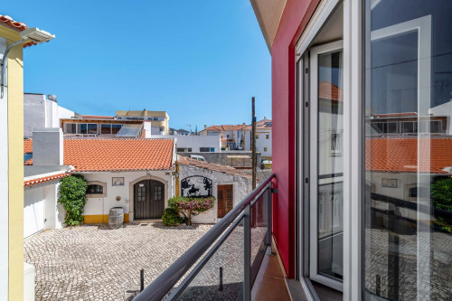 Apartment in Travessa dos Almocreves, Ferrel for 65 m² with 2 bedrooms