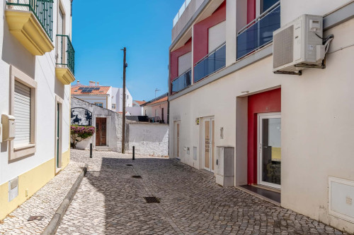 Apartment in Travessa dos Almocreves, Ferrel for 65 m² with 2 bedrooms - Gallery - 38