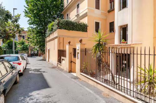 Apartment in Salita di Monte del Gallo, Roma for 45 m² with 1 bedroom