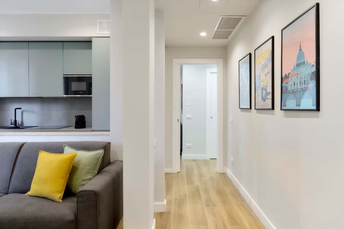  (RM) GALLESE INT 6  -  (RM) GALLESE INT 6  - Gallery -  1