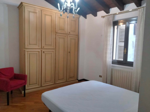 Room in Corso Giuseppe Garibaldi, Brescia for 210 m² with 5 bedrooms - Gallery - 5