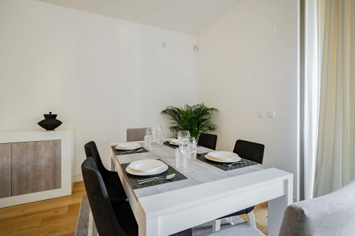 Apartment in Avenida Nossa Senhora do Rosario, Cascais for 166 m² with 1 bedroom - Gallery - 40