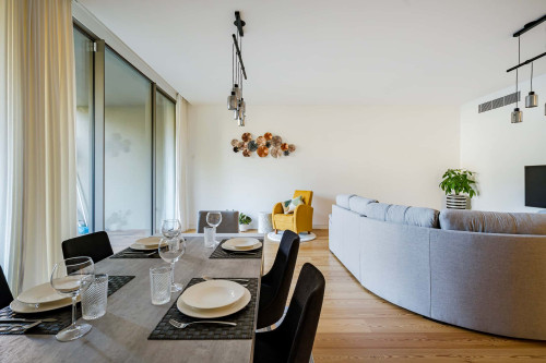 Apartment in Avenida Nossa Senhora do Rosario, Cascais for 166 m² with 1 bedroom - Gallery - 43