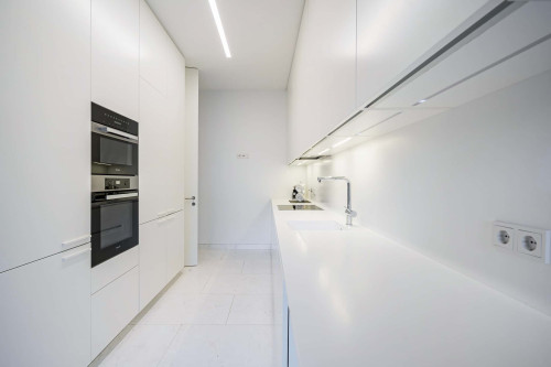 Apartment in Avenida Nossa Senhora do Rosario, Cascais for 166 m² with 1 bedroom - Gallery - 12