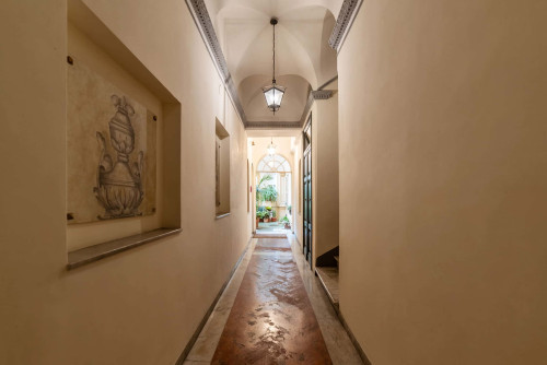 Vicolo del Divino Amore