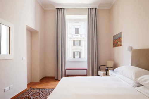 Apartment in Via Cavour, Roma for 77 m² with 2 bedrooms