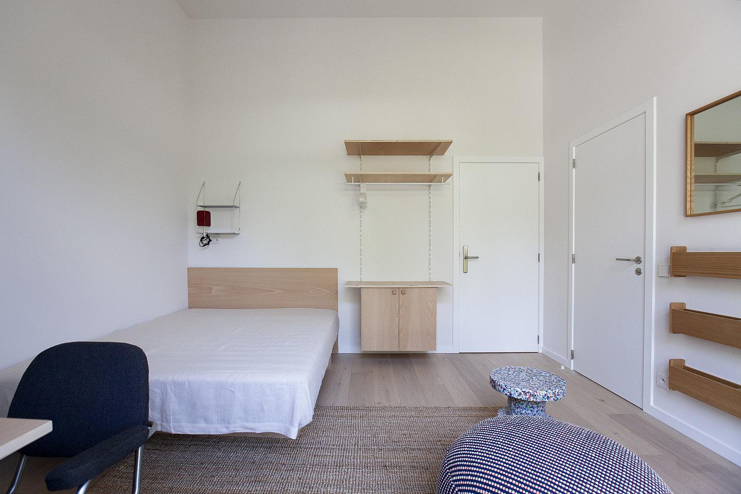 Room With Private Bathroom (shower, Sink) And Toilet - 14