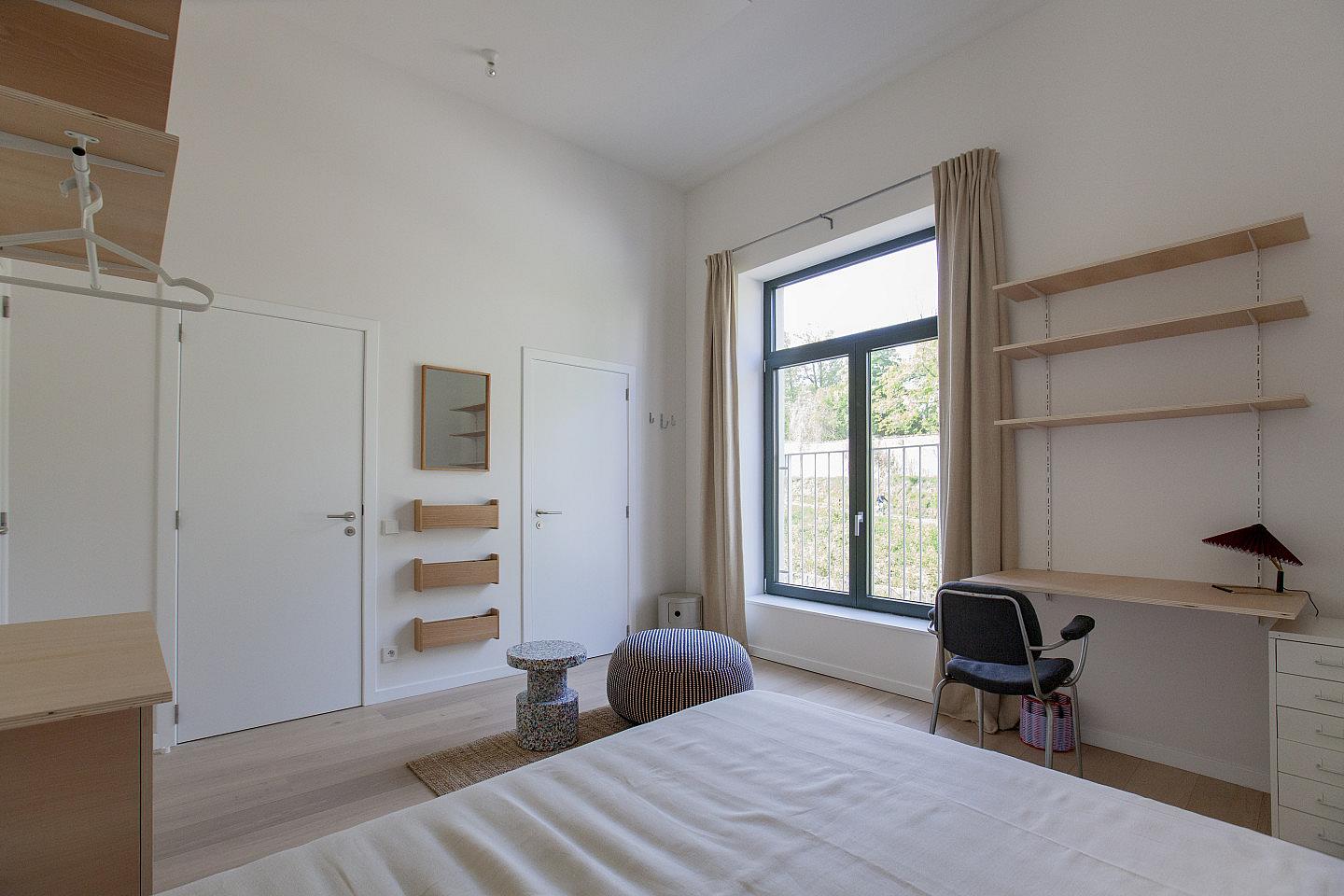 Room With Private Bathroom (shower, Sink) And Toilet - 8