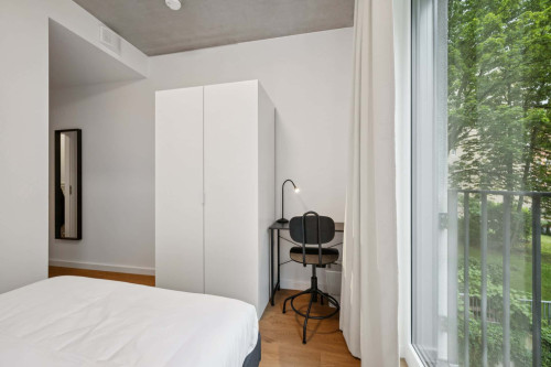 Room in Stromstraße, Berlin for 58 m² with 3 bedrooms