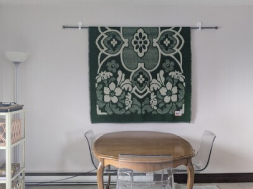 Quiet Neighbourhood, homey condo